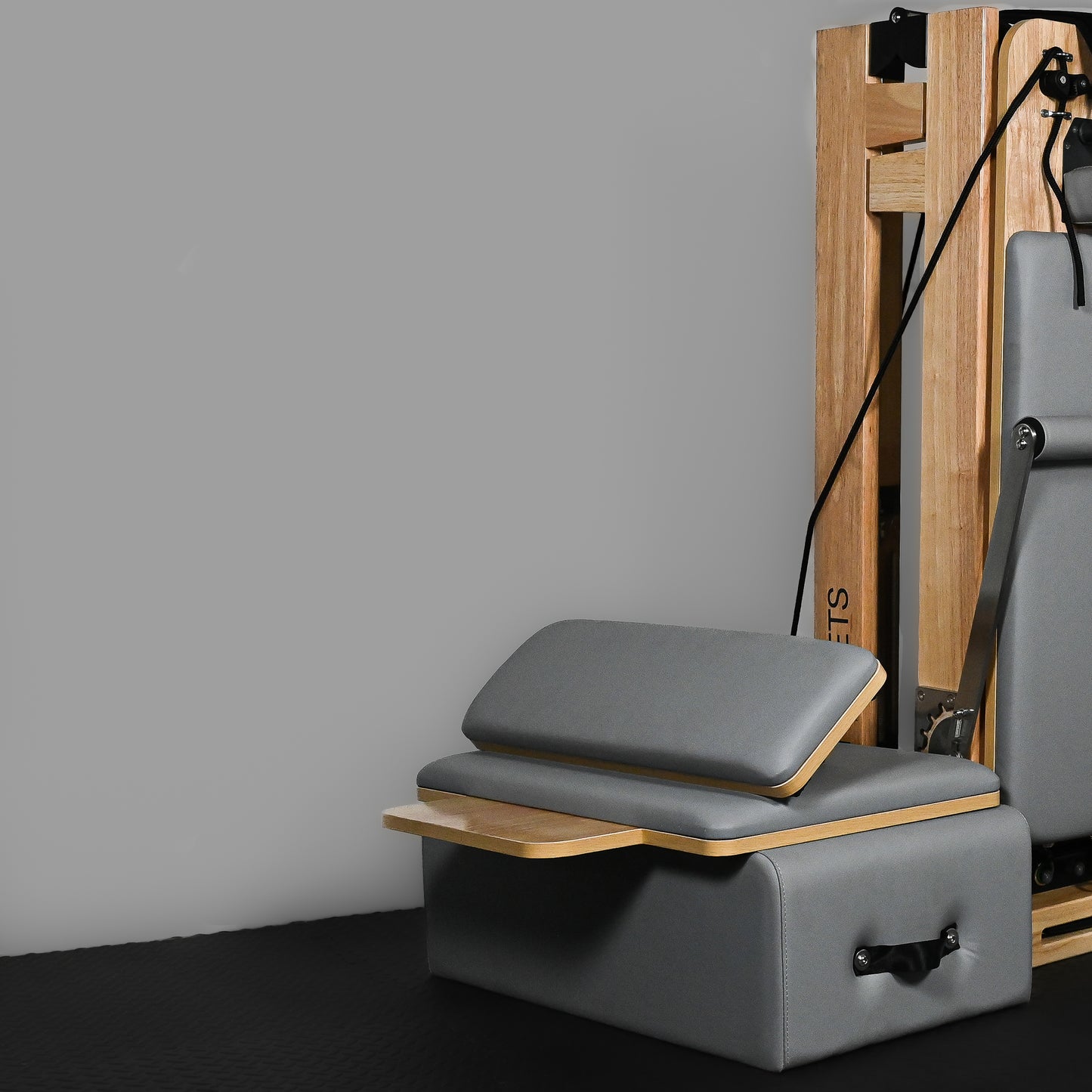 GymSets Oak Reformer Pilates Studio Machine