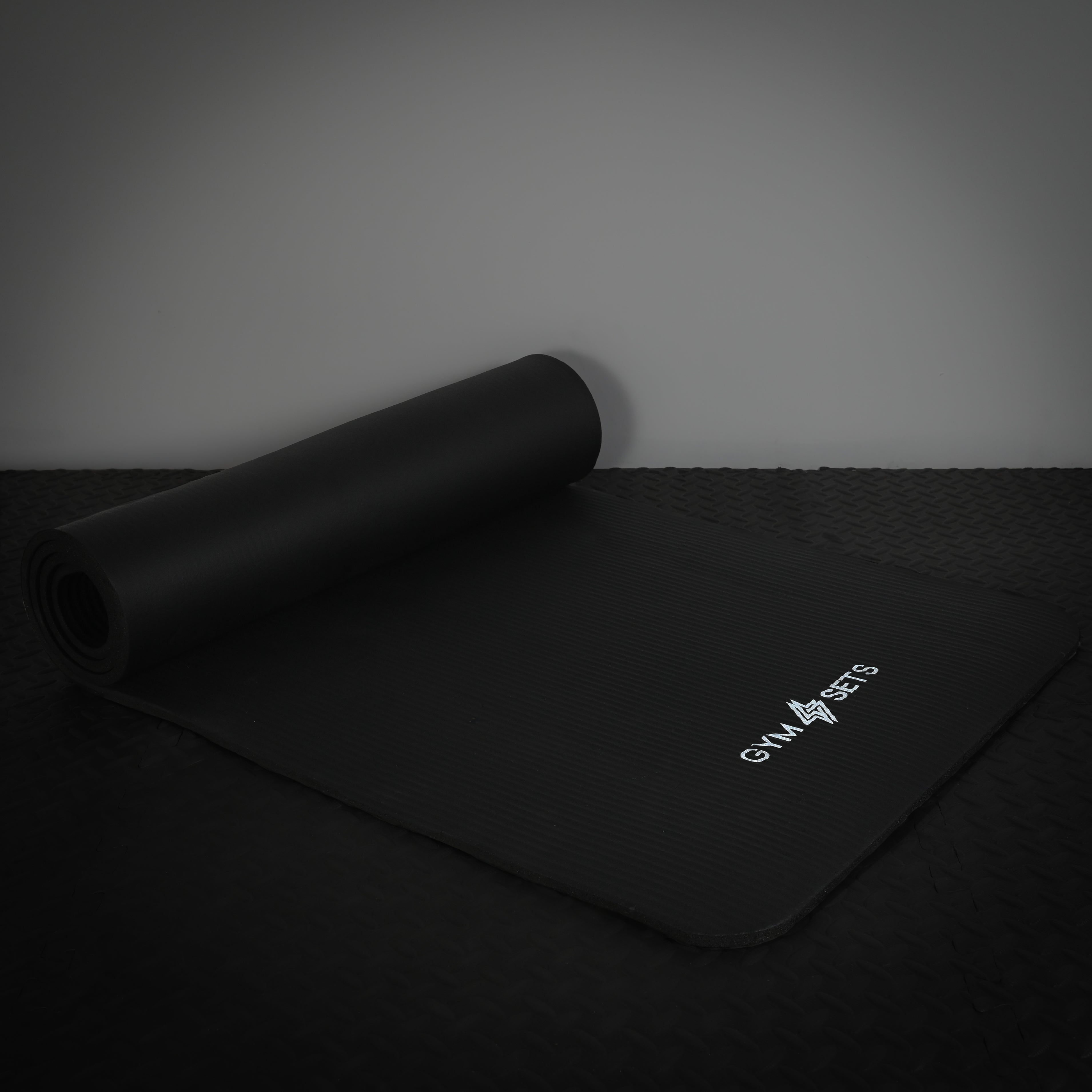 GymSets Non-Slip Yoga Mat – Thick NBR Foam Grip for Hot Yoga