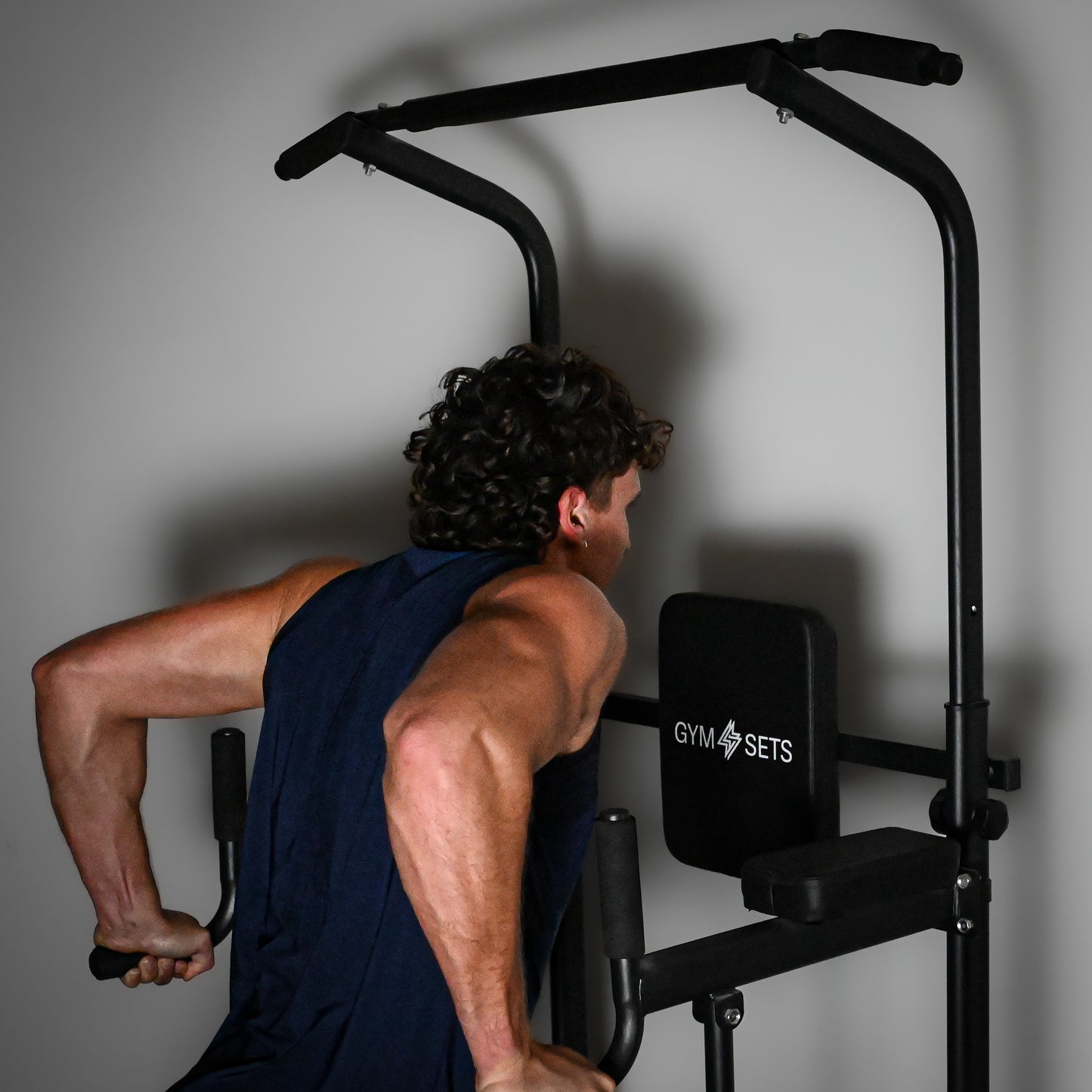 GymSets Pull Up & Dip Station