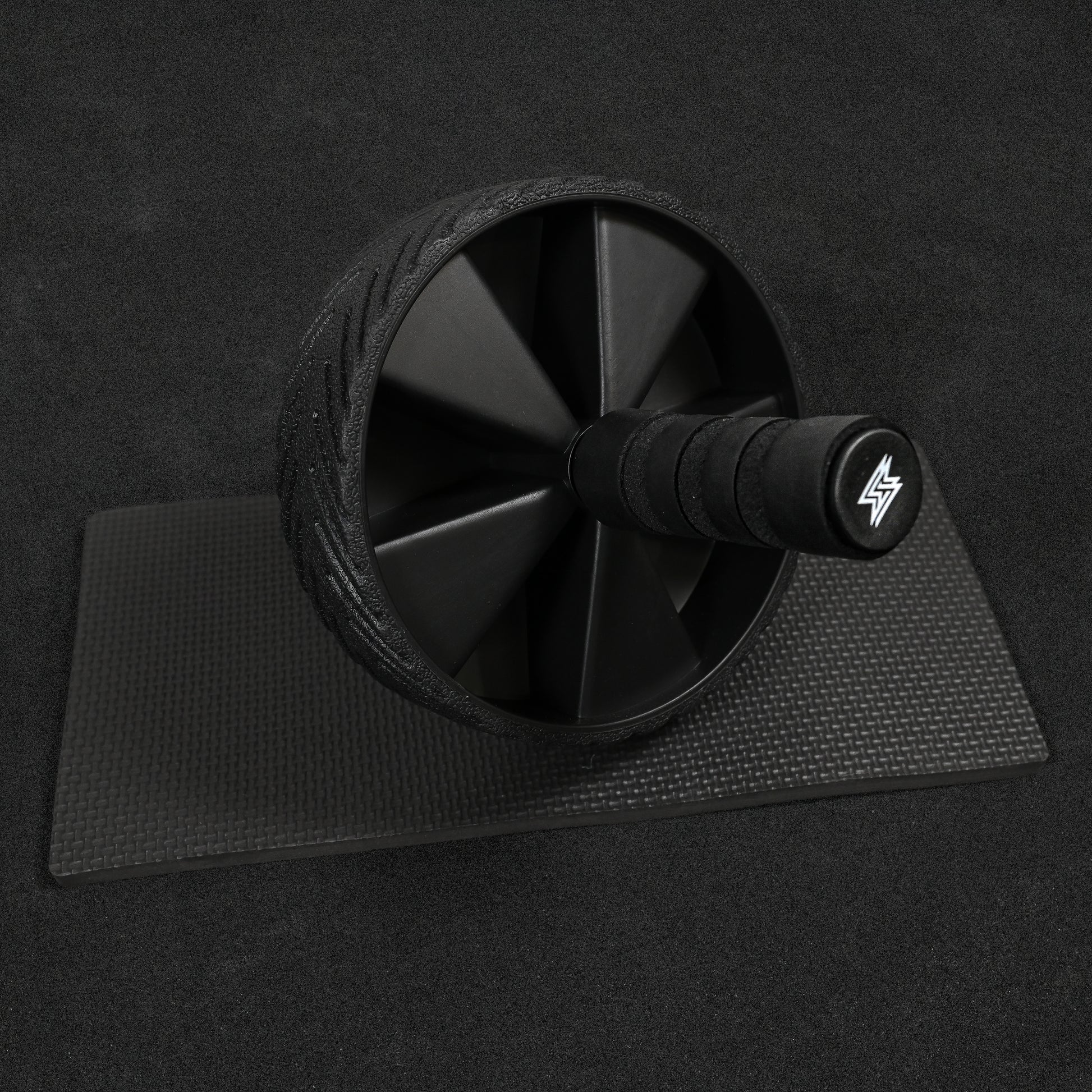 GymSets Double Wheel Ab Roller With Knee Support Mat