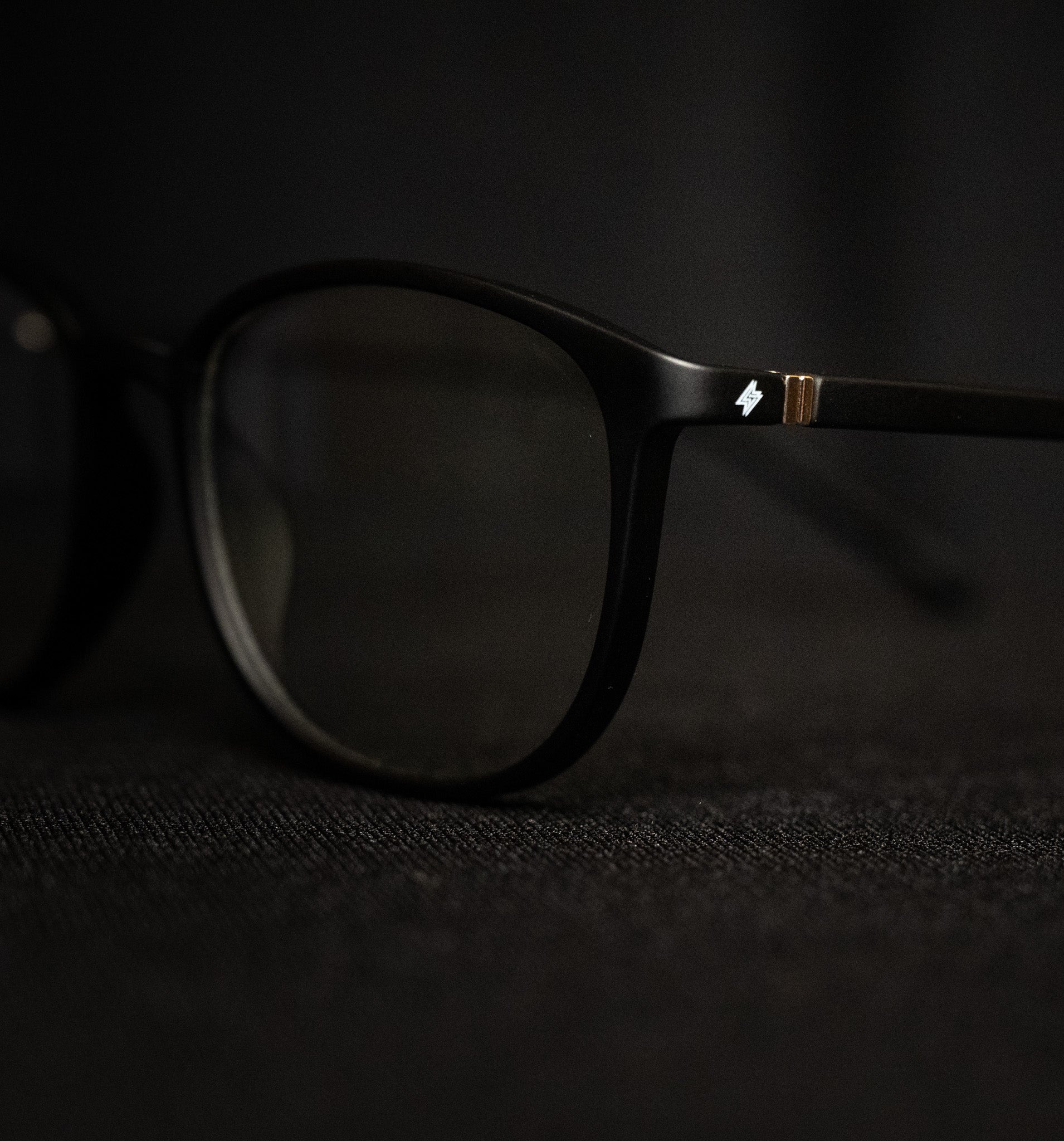 GymSets Premium FDA Approved Blue Light Glasses For Eye Strain Relief