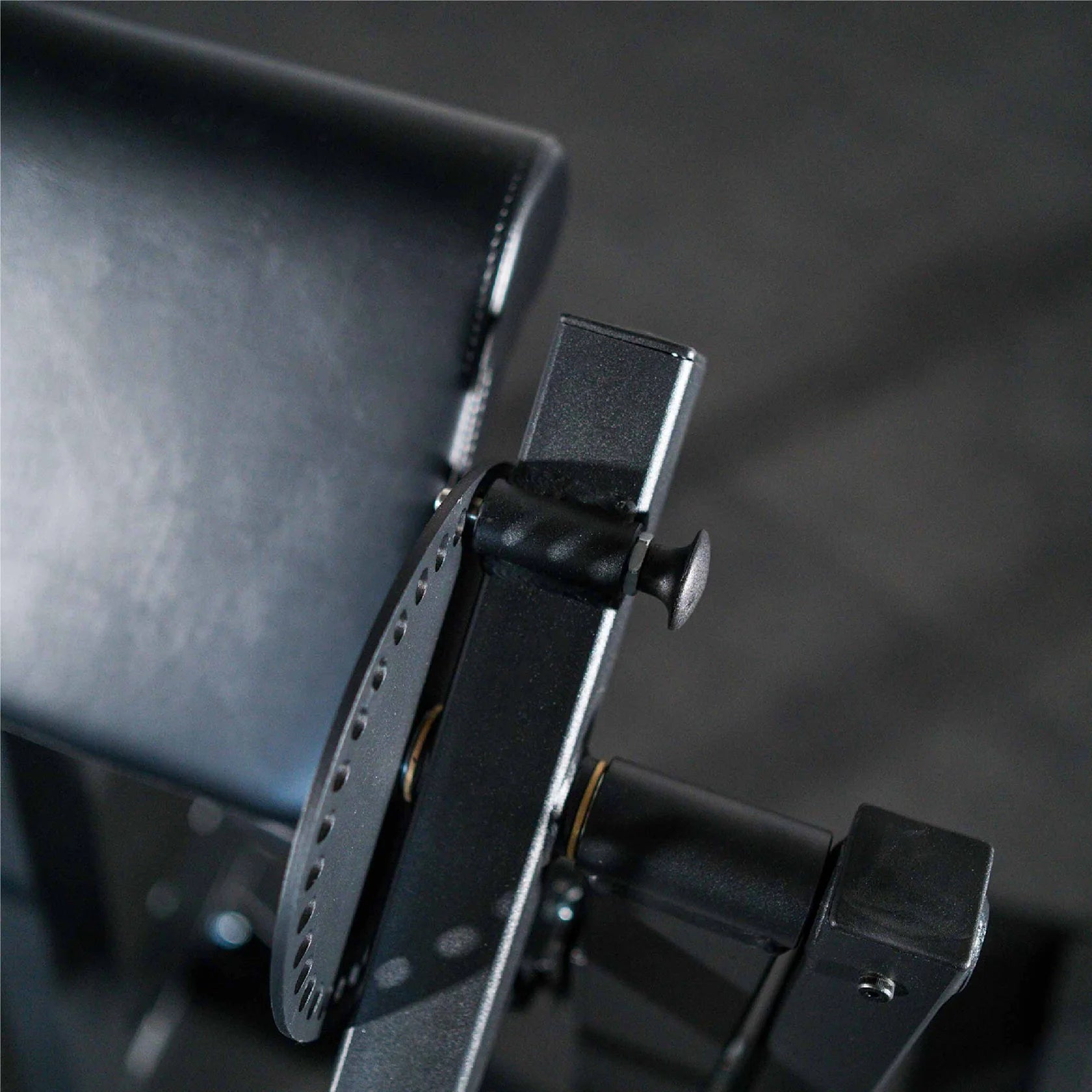 Heavy-Duty Preacher Curl Bench – Seated Bicep And Tricep Workout